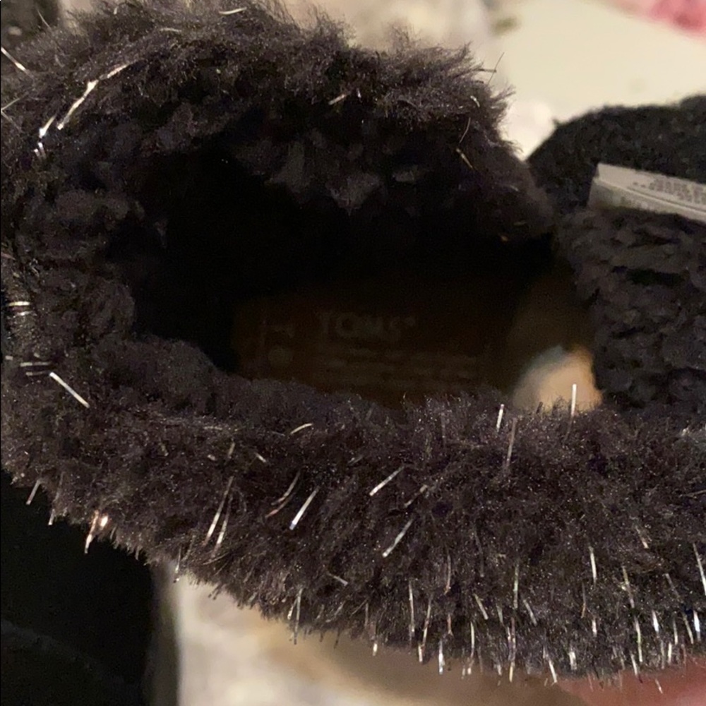 TOMS/Toddler boots/size 6 - Picture 7 of 10